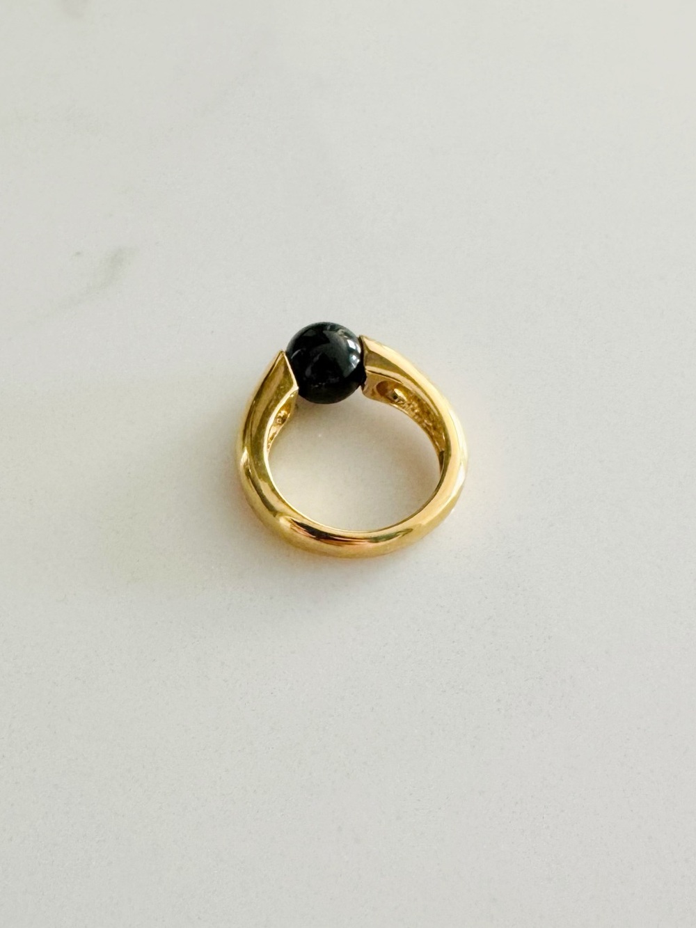 VTG 70s Avon Black Cabochon (Stone) Gold Tone Statement Ring, Stacking sz. 5 - Picture 12 of 17